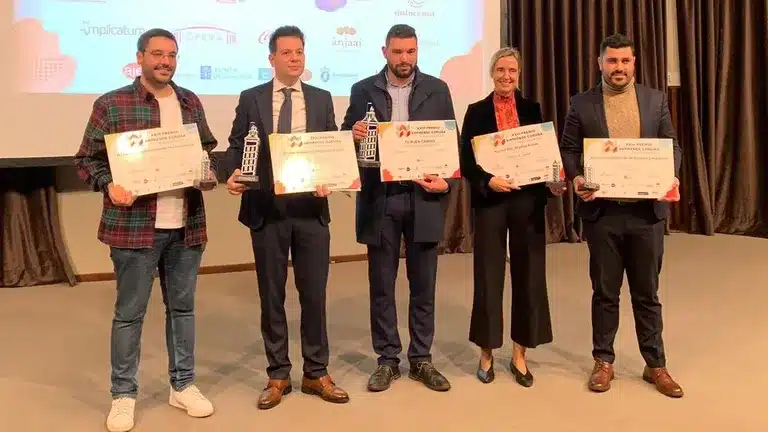 Somos noticia | Servicios Reunidos recibe el Premio Iniciativa Empresarial de AJE Coruña 2022